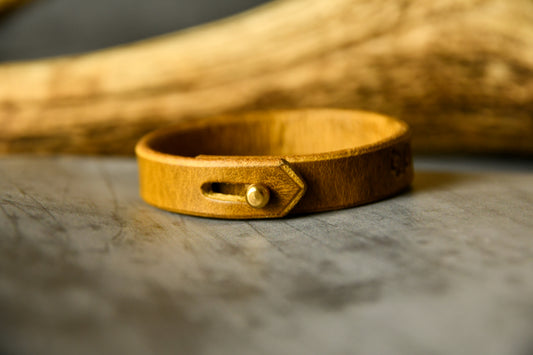 Handcrafted Unisex Leather Bracelet in Leaf Green. For those willing to proudly match their hound's Gentry attire.
