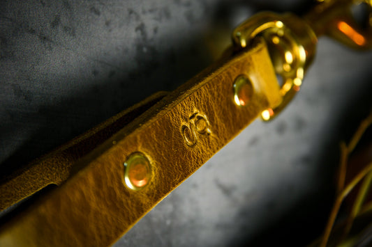 Handcrafted Leaf Green Leather Lead Holder/Keyring