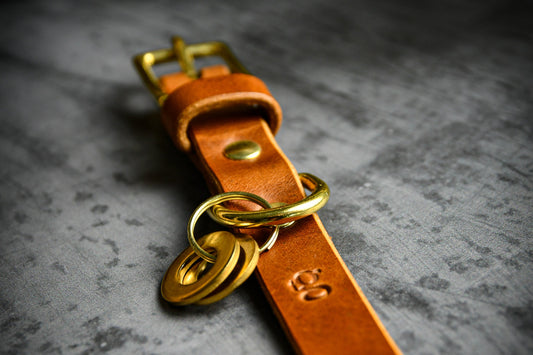 Handcrafted Personalised Light Tan Full-Grain Leather Collar