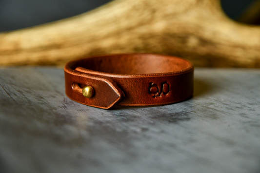 Leather Bracelet in Chestnut - for those willing to proudly match their hound's Gentry attire