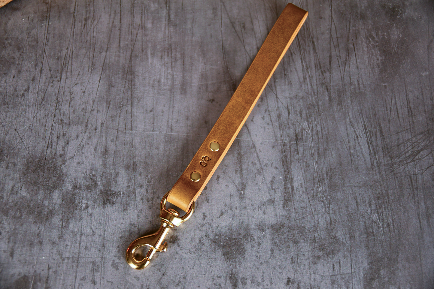 Handcrafted Leather Traffic Handle Dog Lead in Leaf Green.